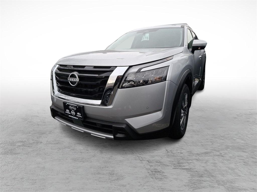 Thumbnail image of 2025 Nissan Pathfinder at Lynnes Nissan City Inc