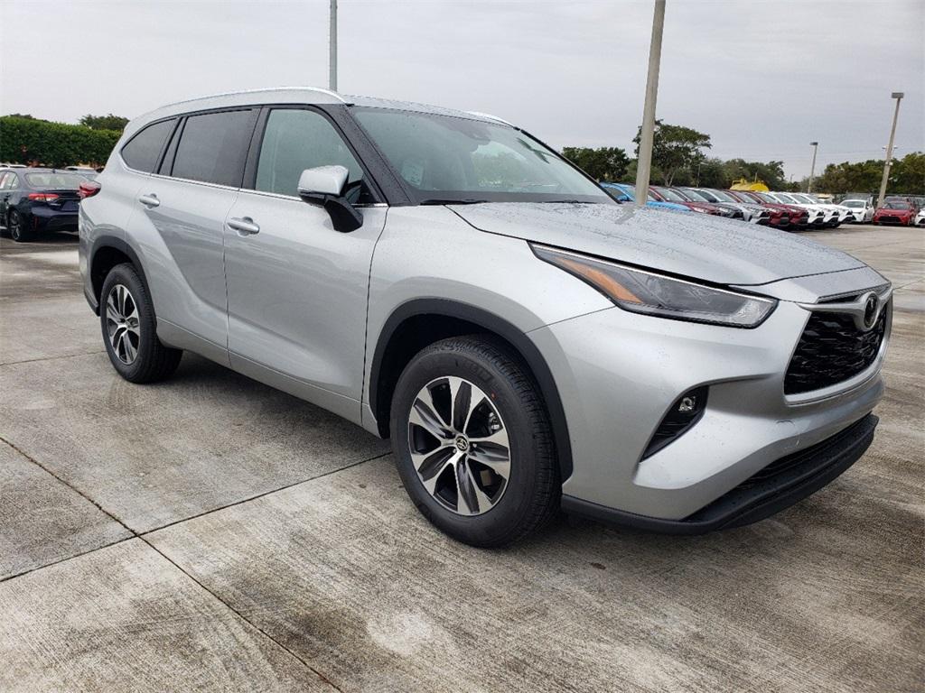 Thumbnail image of 2022 Toyota Highlander at Kendall Toyota Scion