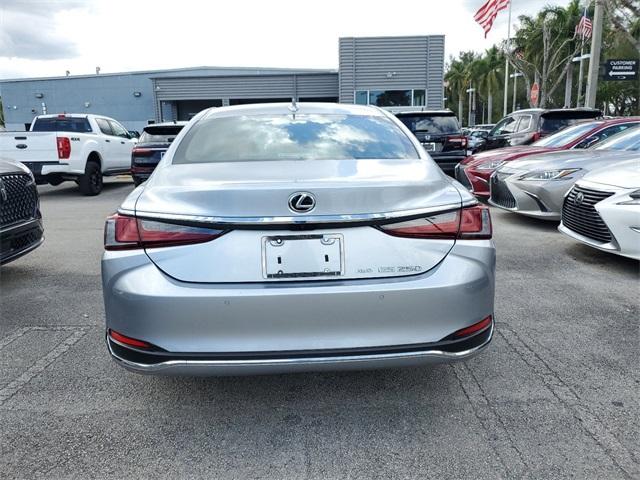Thumbnail image of 2024 Lexus ES 250 at Doral Lincoln