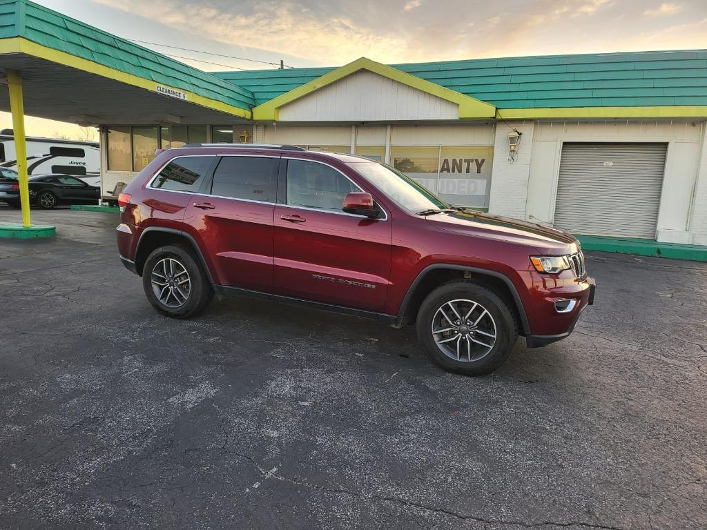 Thumbnail image of 2019 Jeep Grand Cherokee at Drive It Now Inc