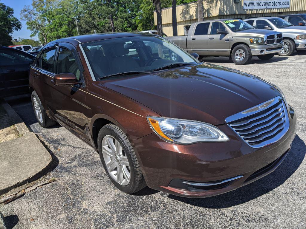 Thumbnail image of 2013 Chrysler 200 at Mcvay Motors, Inc.