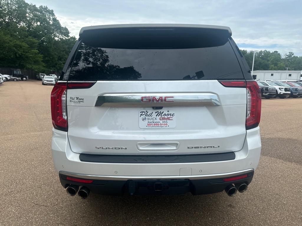Thumbnail image of 2021 GMC Yukon XL at Phil Moore Buick Gmc