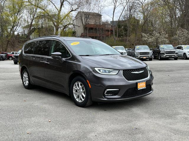 Thumbnail image of 2022 Chrysler Pacifica at Croton Auto Park