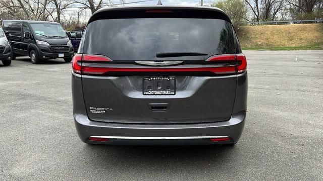 Thumbnail image of 2022 Chrysler Pacifica at Croton Auto Park