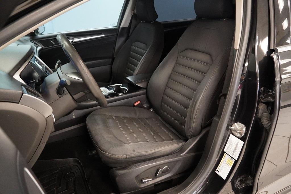 Thumbnail image of 2015 Ford Fusion at Serpentini Chevrolet of Strongsville