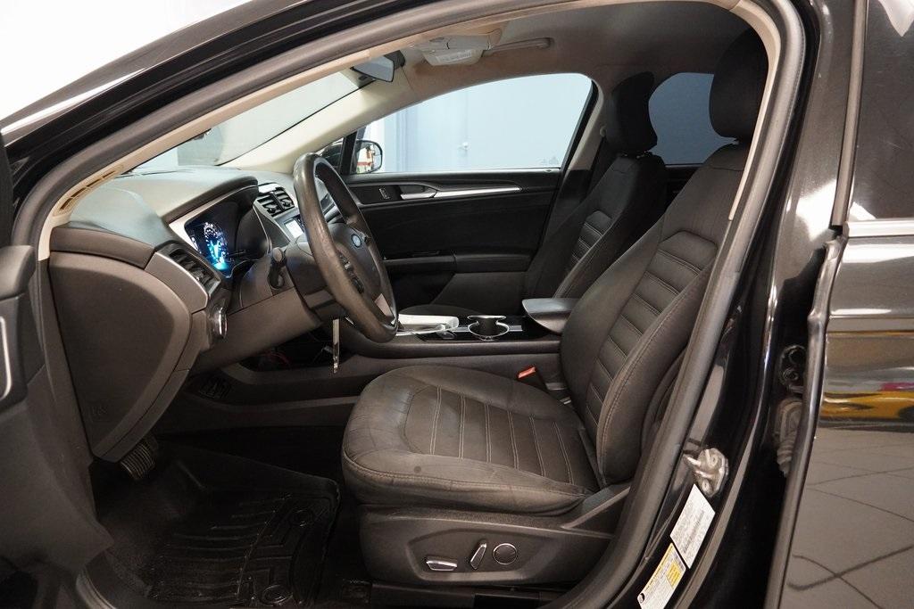 Thumbnail image of 2015 Ford Fusion at Serpentini Chevrolet of Strongsville