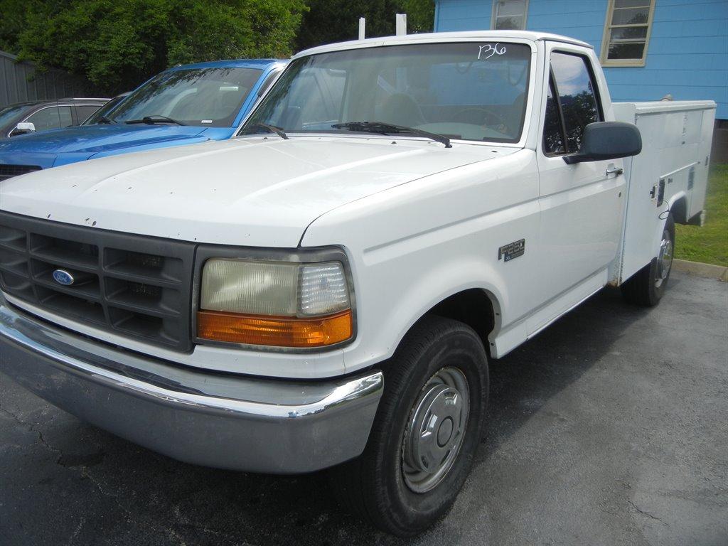 Thumbnail image of 1996 Ford F-250 at I’deal Motors, Inc.