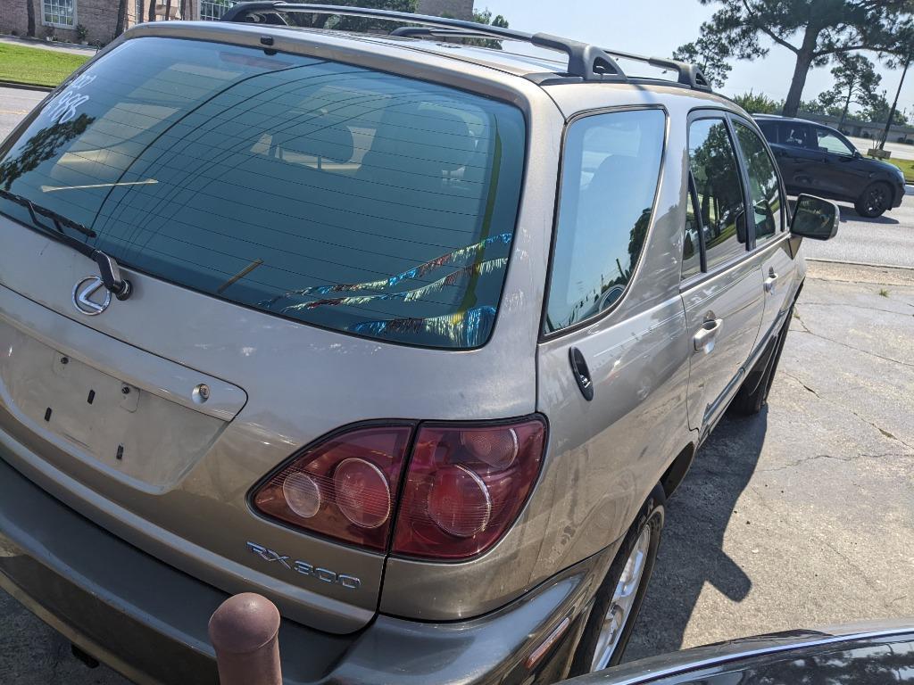 Thumbnail image of 2000 Lexus RX 300 at Mcvay Motors, Inc.