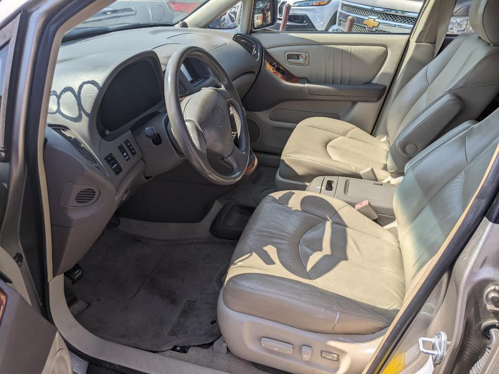 Thumbnail image of 2000 Lexus RX 300 at Mcvay Motors, Inc.