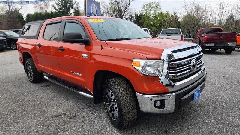 Thumbnail image of 2017 Toyota Tundra at Classic Motors Inc.