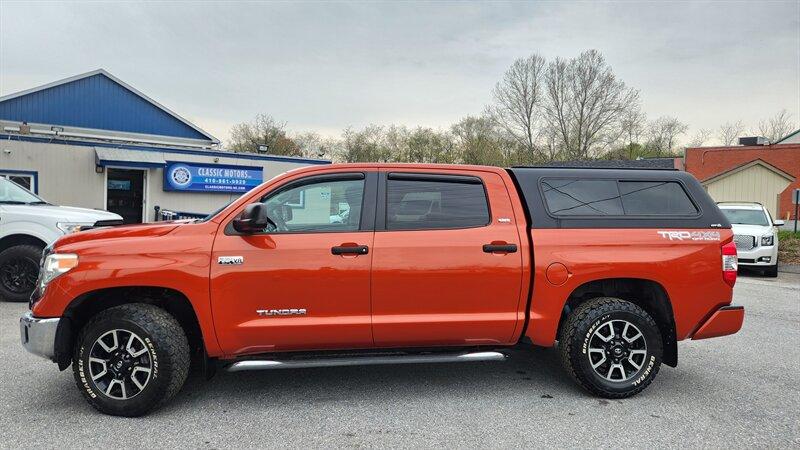 Thumbnail image of 2017 Toyota Tundra at Classic Motors Inc.