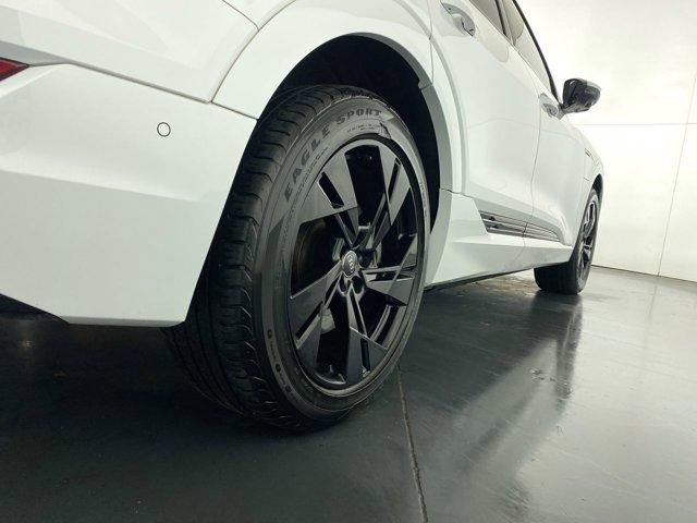 Thumbnail image of 2021 Audi e-tron at AudiHoffmanEstates-Used of Hoffman Estates, IL