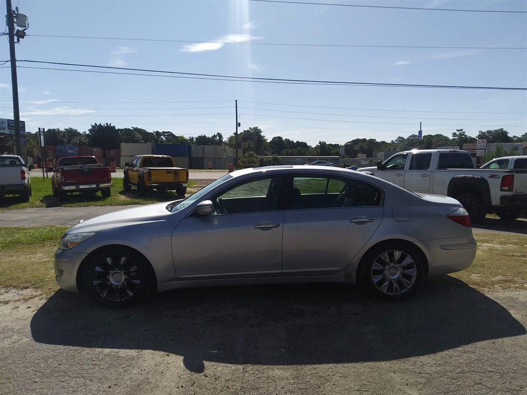 Thumbnail image of 2009 Hyundai Genesis at Mills Auto Sales Inc