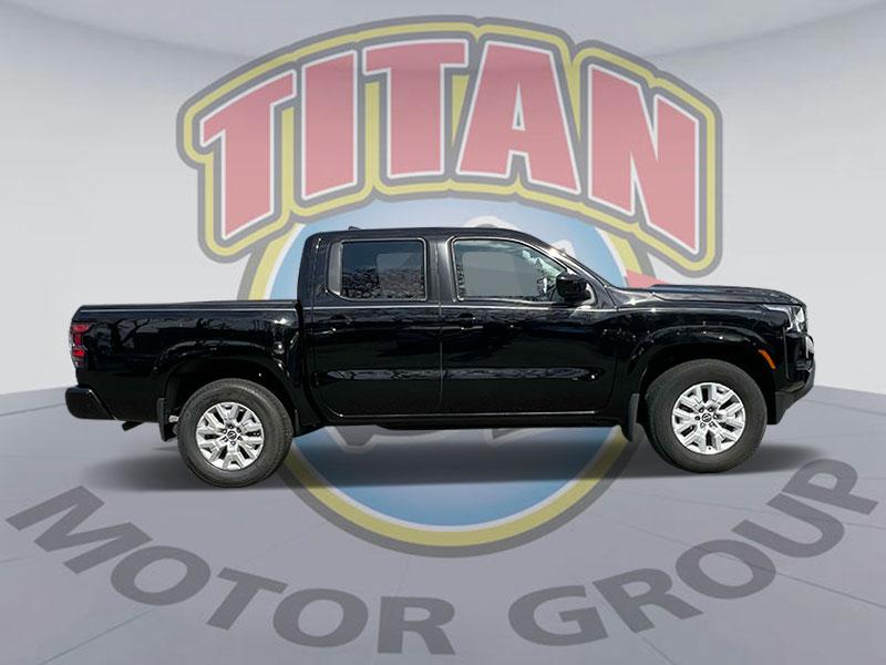 Thumbnail image of 2022 Nissan Frontier at Nissan of Queens