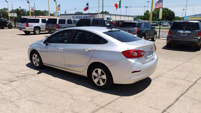 Thumbnail image of 2018 Chevrolet Cruze at Gigante Auto Group Llc