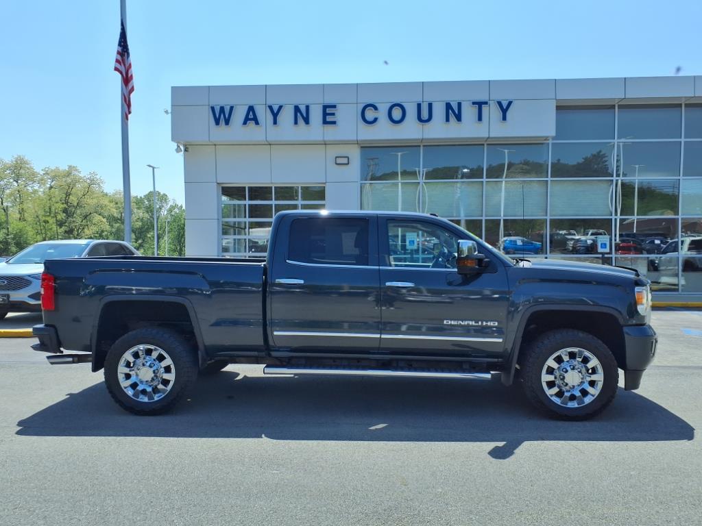 Thumbnail image of 2019 GMC Sierra 2500HD at Wayne County Ford