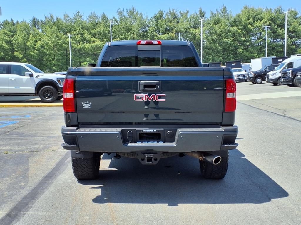 Thumbnail image of 2019 GMC Sierra 2500HD at Wayne County Ford
