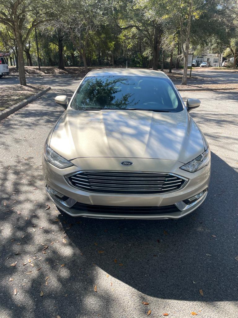 Thumbnail image of 2017 Ford Fusion at Auto Zoom