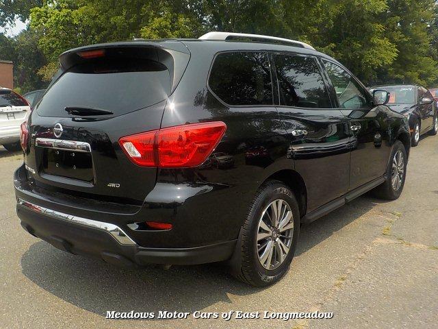 Thumbnail image of 2018 Nissan Pathfinder at Meadows Motor Cars of East Longmeadow
