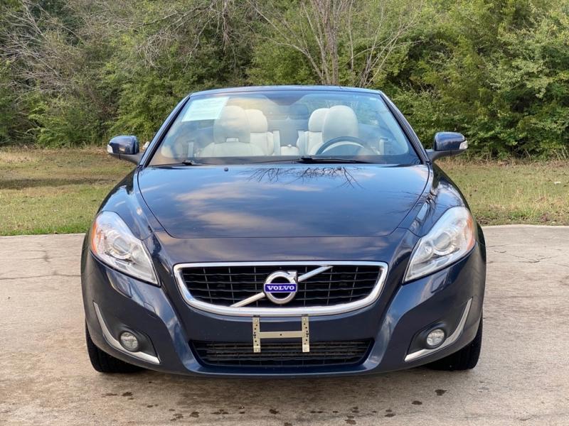 Thumbnail image of 2013 Volvo C70 at Easy Finance Auto Sales