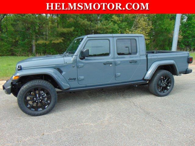 Thumbnail image of 2025 Jeep Gladiator at Helms Motor Company