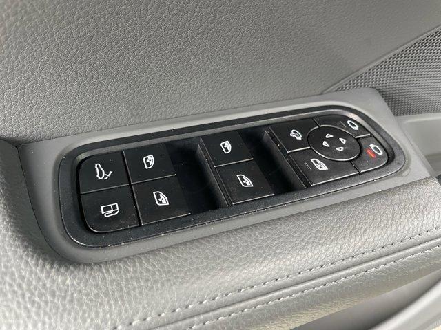 Thumbnail image of 2022 Porsche Cayenne at Rolls-Royce Bentley Motor Cars Paramus - USED