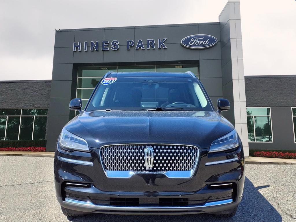 Thumbnail image of 2023 Lincoln Aviator at Hines Park Ford