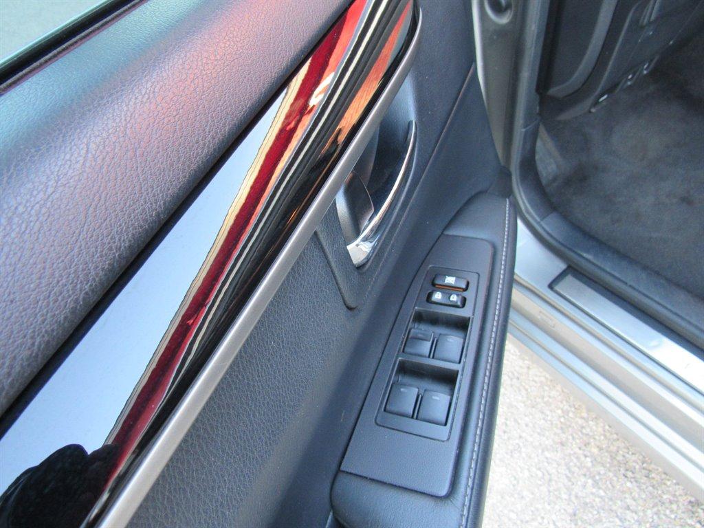 Thumbnail image of 2015 Lexus ES 350 at Charlie Davis Motorz LLC