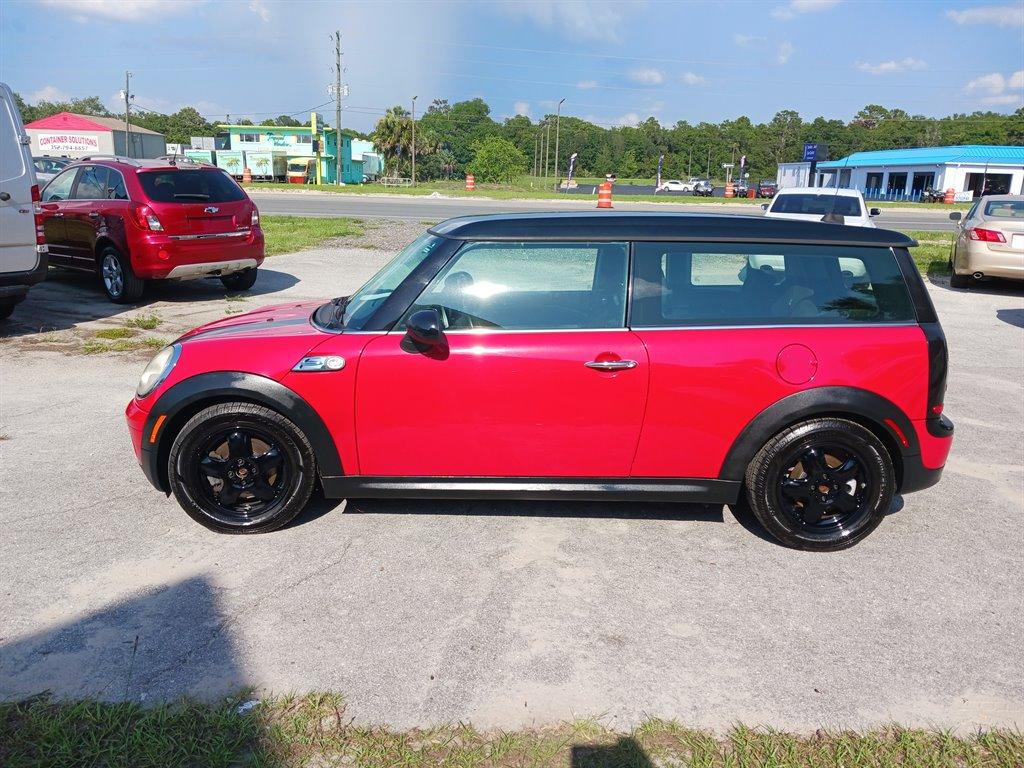 Thumbnail image of 2009 MINI Cooper Clubman at Mills Auto Sales Inc