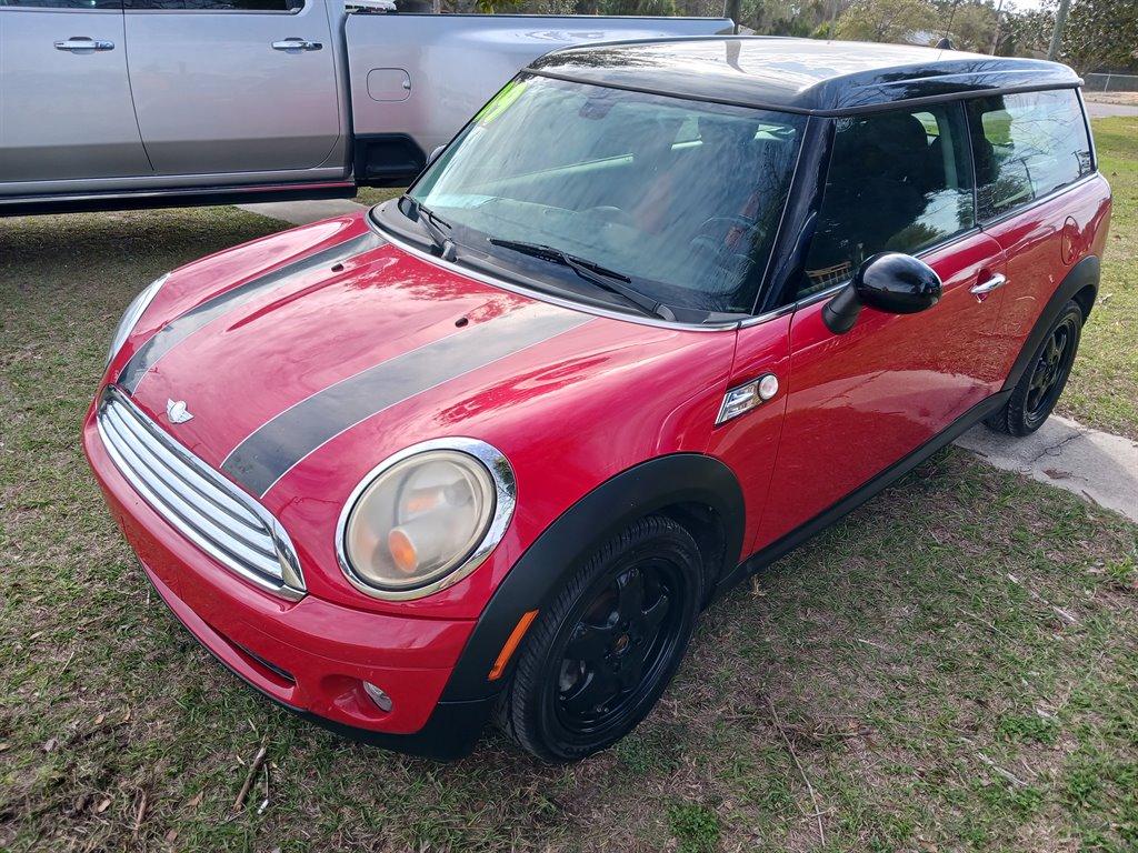 Thumbnail image of 2009 MINI Cooper Clubman at Mills Auto Sales Inc