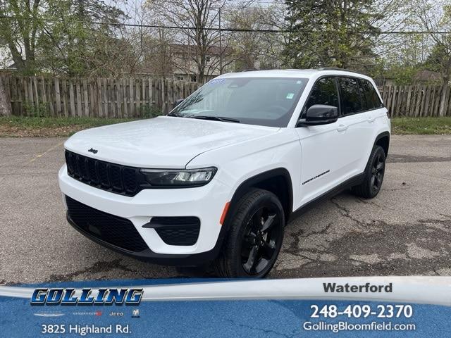 Thumbnail image of 2023 Jeep Grand Cherokee at Golling Chrysler Jeep Dodge Ram of Chelsea