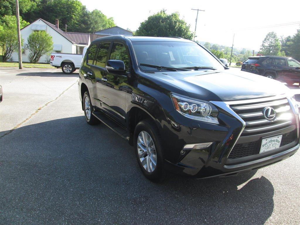 Thumbnail image of 2017 Lexus GX 460 at Mount Jefferson Motors