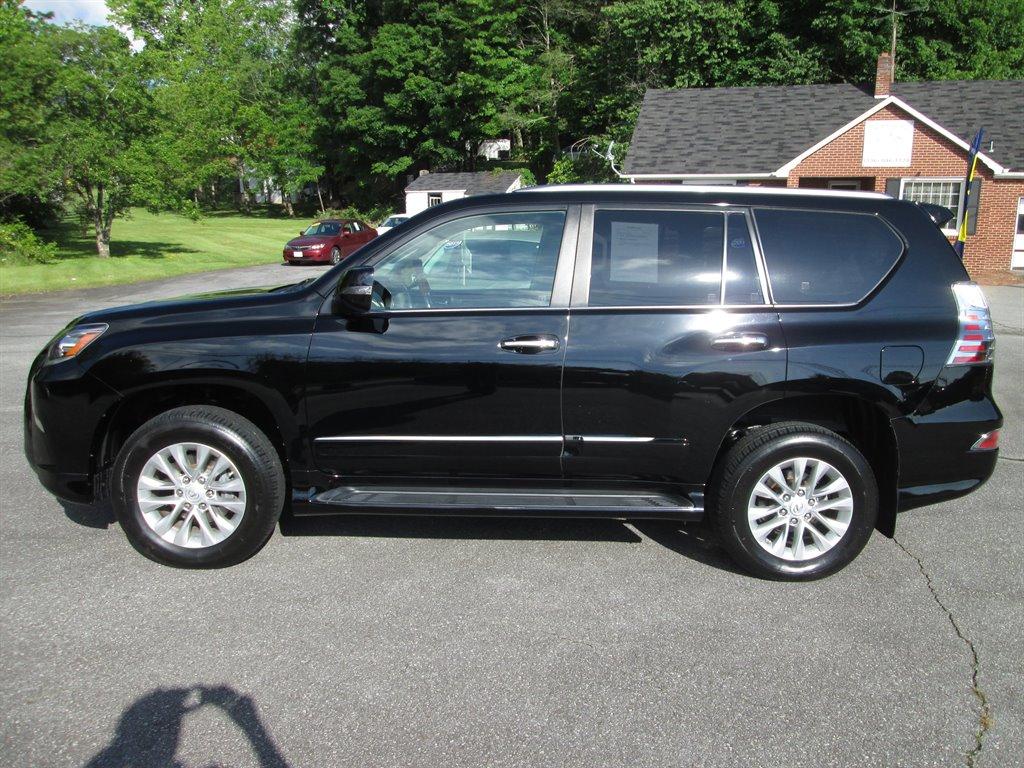 Thumbnail image of 2017 Lexus GX 460 at Mount Jefferson Motors
