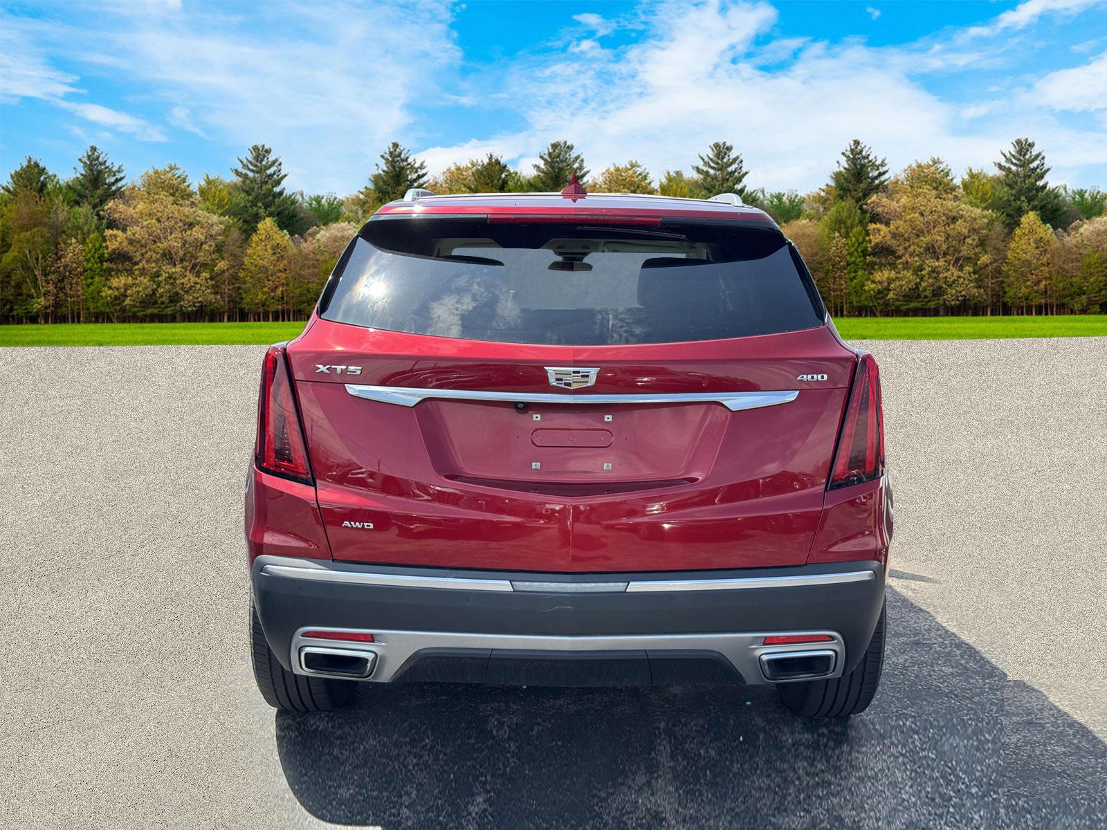 Thumbnail image of 2021 Cadillac XT5 at Sarant Cadillac