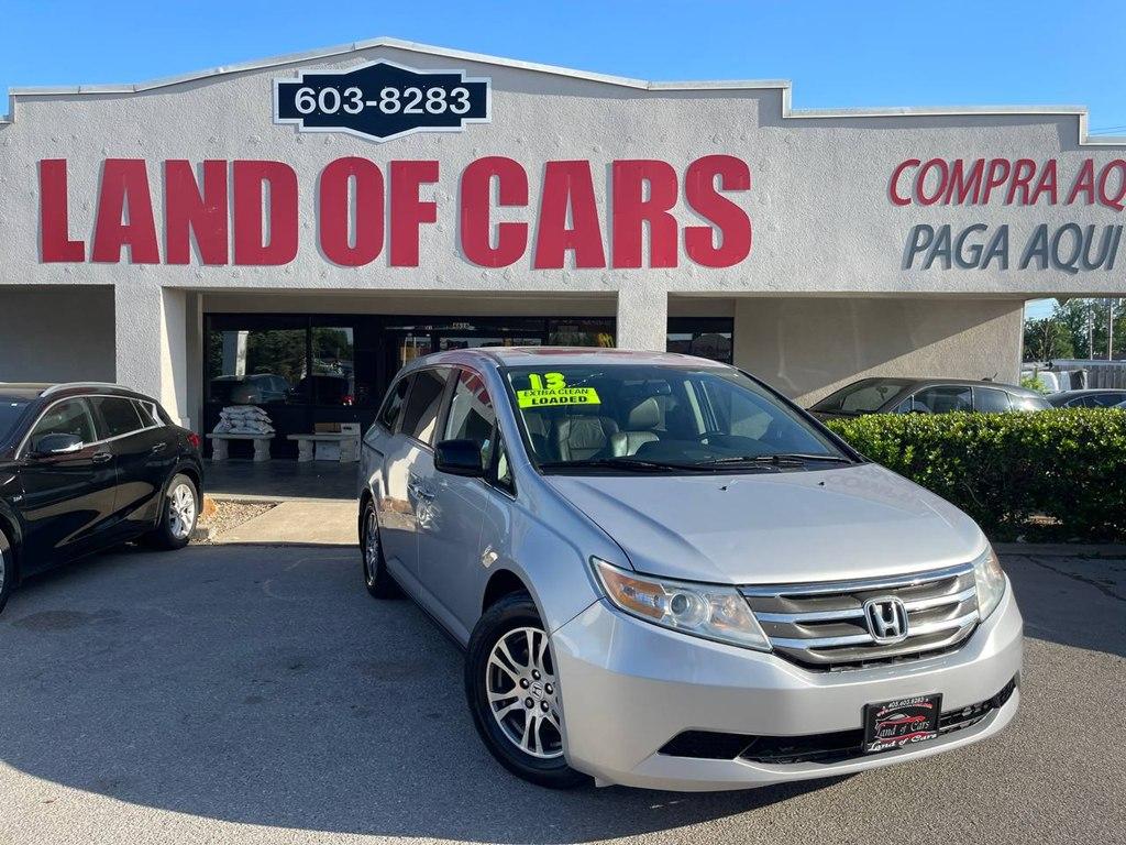Thumbnail image of 2013 Honda Odyssey at LAND OF CARS
