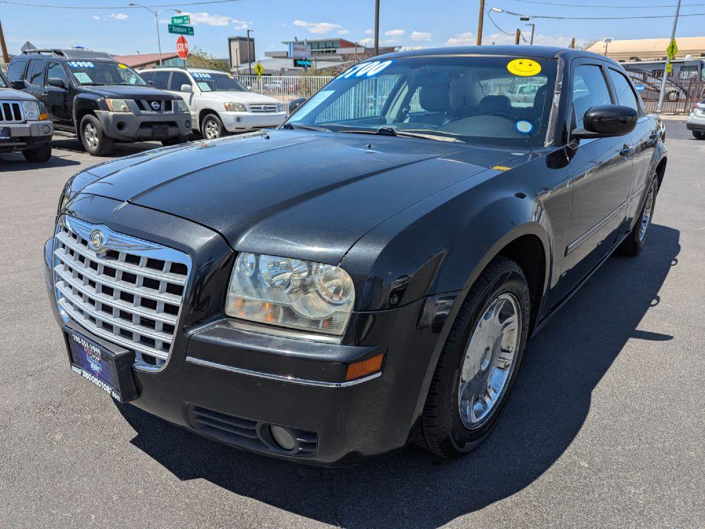 Thumbnail image of 2006 Chrysler 300 at DISCO MOTORS