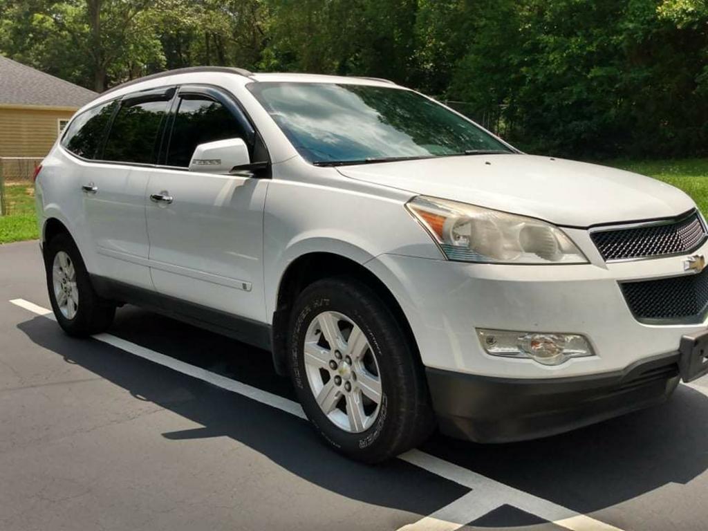 Thumbnail image of 2010 Chevrolet Traverse at Happy Days Auto Sales