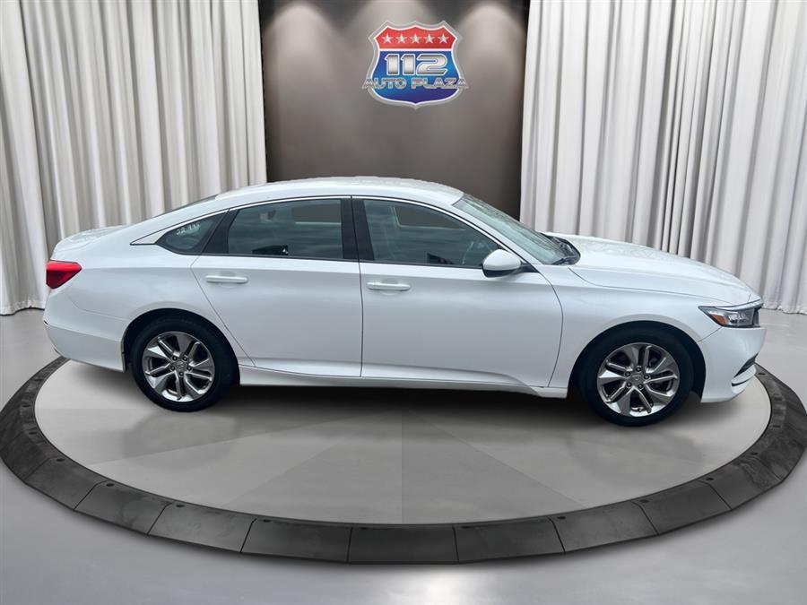 Thumbnail image of 2018 Honda Accord at 112 Auto Plaza