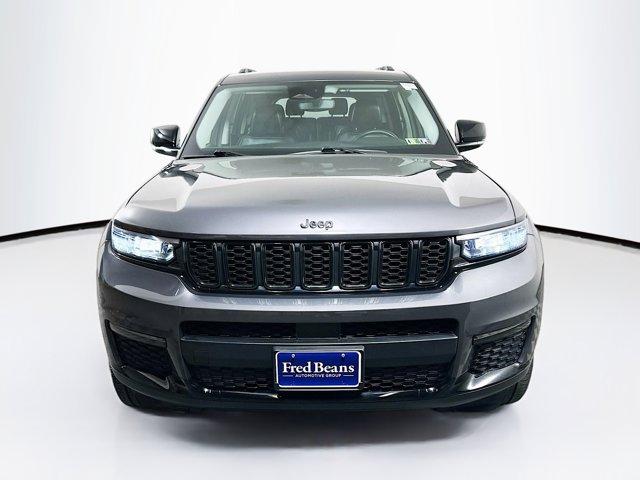 Thumbnail image of 2022 Jeep Grand Cherokee L at Used FredBeansDodgeChryslerJeep