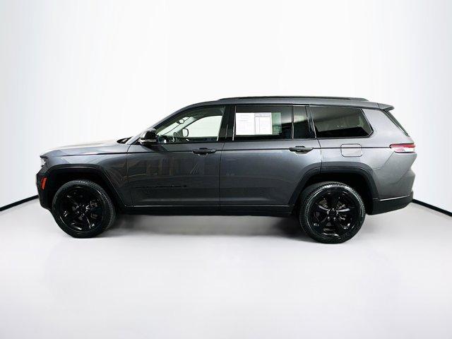 Thumbnail image of 2022 Jeep Grand Cherokee L at Used FredBeansDodgeChryslerJeep