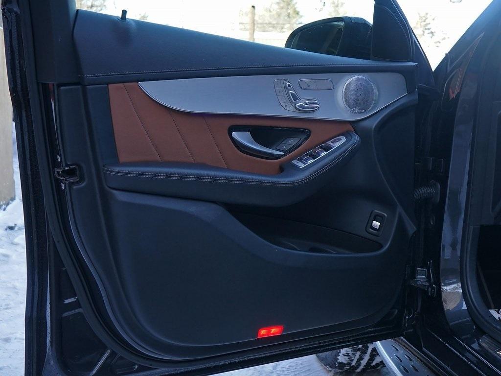 Thumbnail image of 2020 Mercedes-Benz GLC at Auto Expo Store