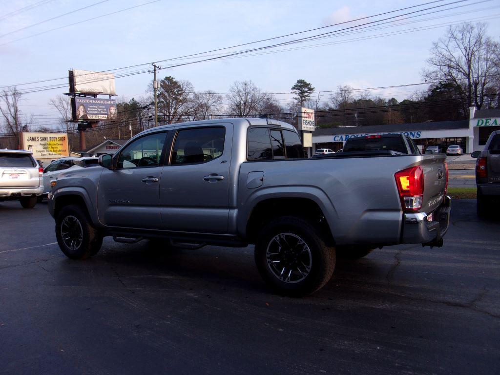 Thumbnail image of 2016 Toyota Tacoma at Carpet Capitol Auto Sales INC