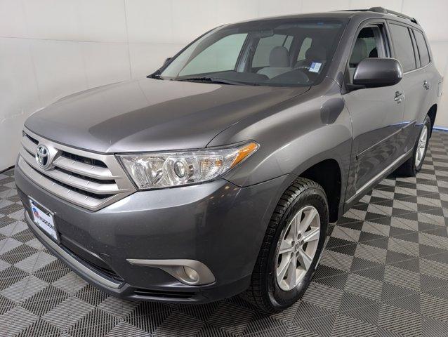 Thumbnail image of 2013 Toyota Highlander at Longmont Ford