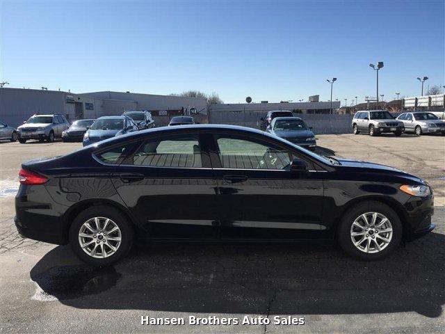 Thumbnail image of 2017 Ford Fusion at Hansen Brothers Auto Sales