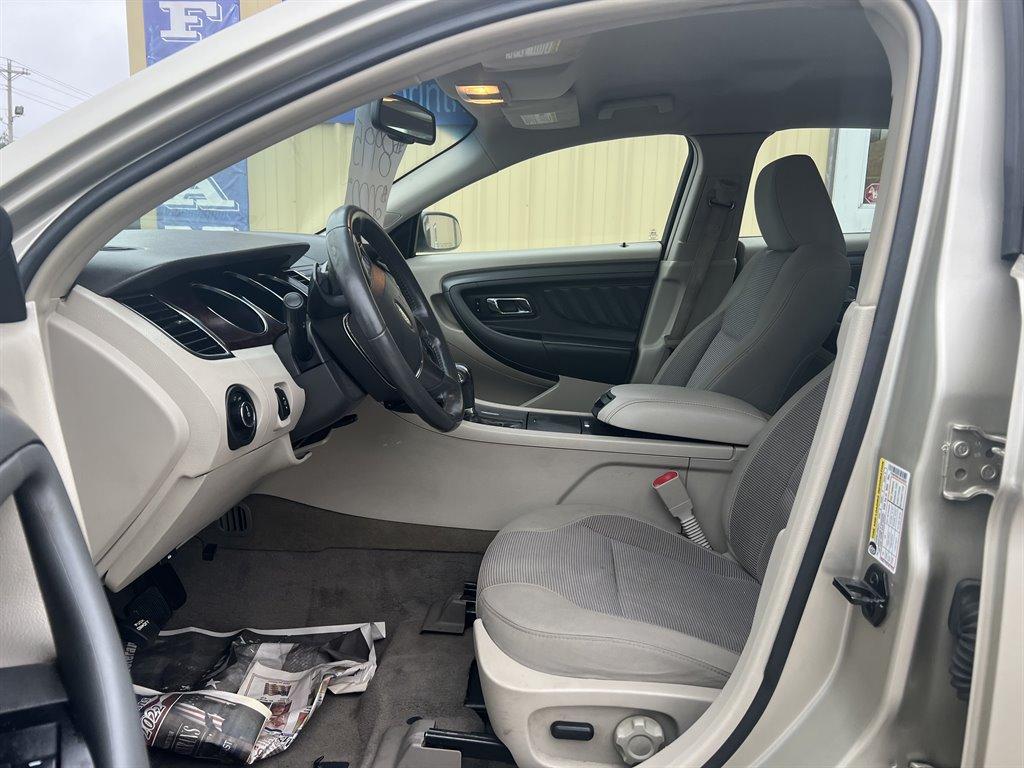 Thumbnail image of 2010 Ford Taurus at RIDES TO GO, INC