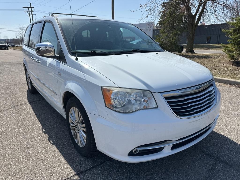 Thumbnail image of 2014 Chrysler Town and Country at LaFontaine Infiniti of Ann Arbor