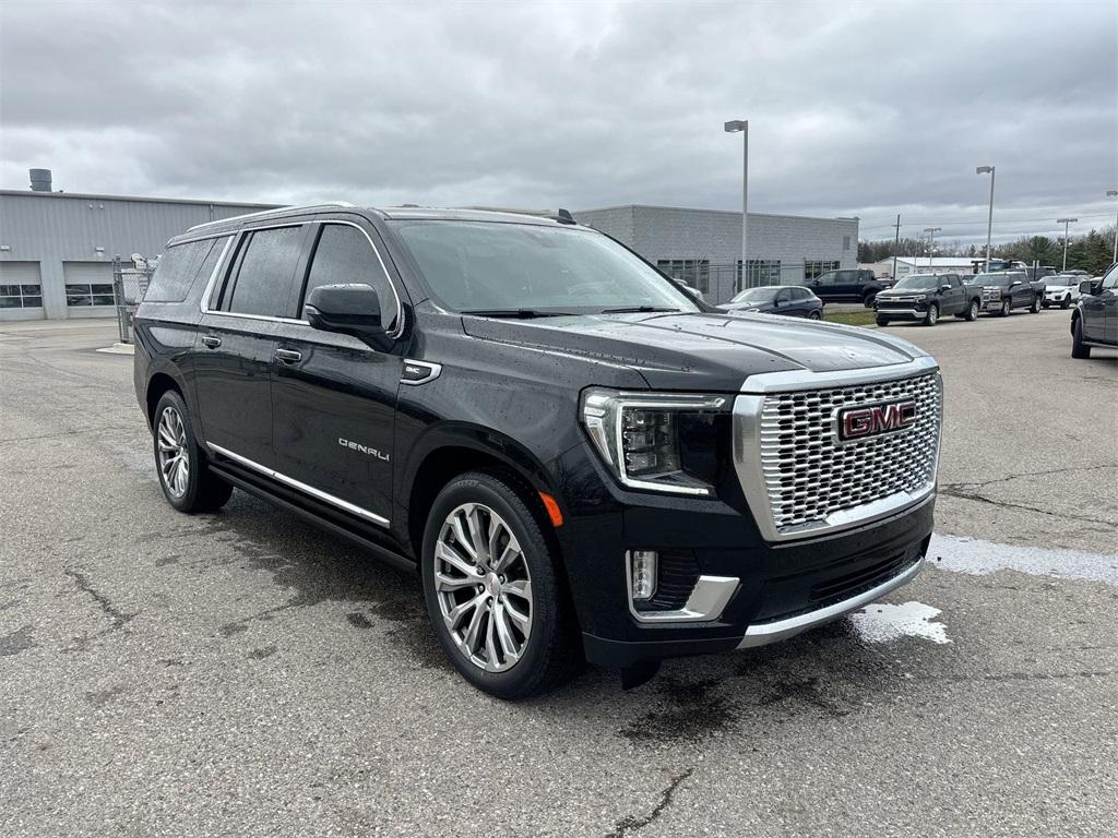 Thumbnail image of 2022 GMC Yukon XL at LaFontaine Chevrolet Buick GMC of St. Clair