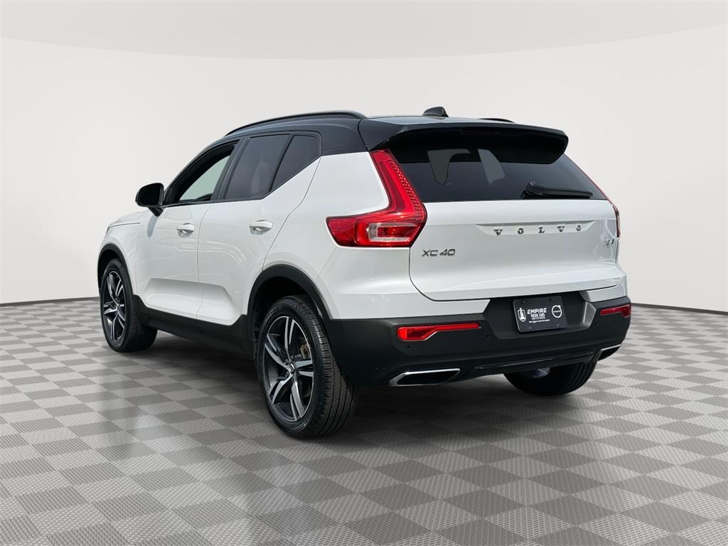 Thumbnail image of 2020 Volvo XC40 at Empire Volvo Cars of Smithtown