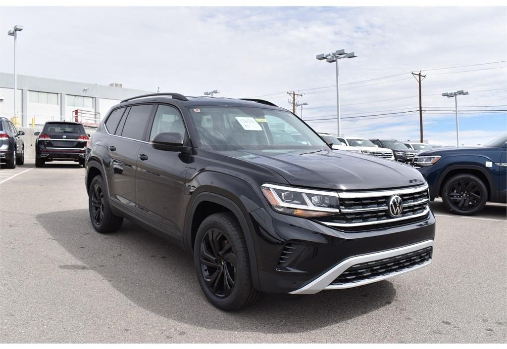 Thumbnail image of 2023 Volkswagen Atlas at Hoy Volkswagen of El Paso