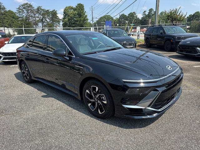 Thumbnail image of 2025 Hyundai SONATA at Ed Voyles Hyundai Used